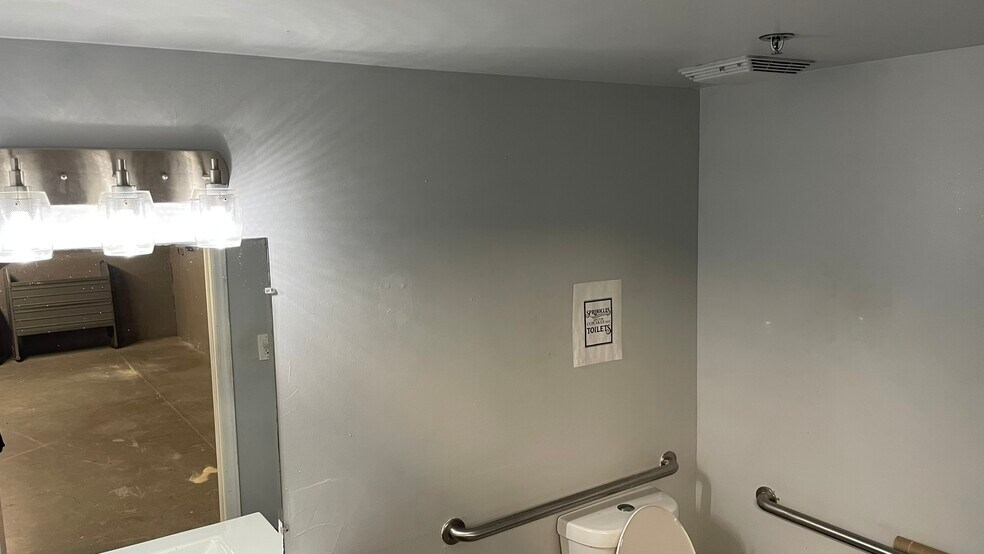 More Photos Of 16300 SW 137th Ave, Miami Warehouse For Sale