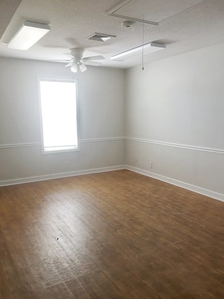 More Photos Of 172-184 Follins Ln, Saint Simons Island Office For Lease