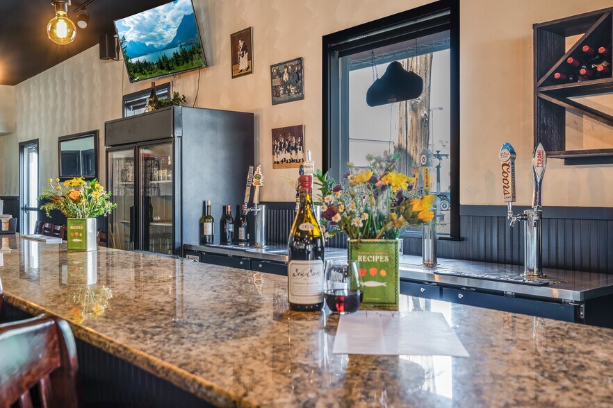 More Photos Of 302 S Main St, Kalispell Restaurant For Sale