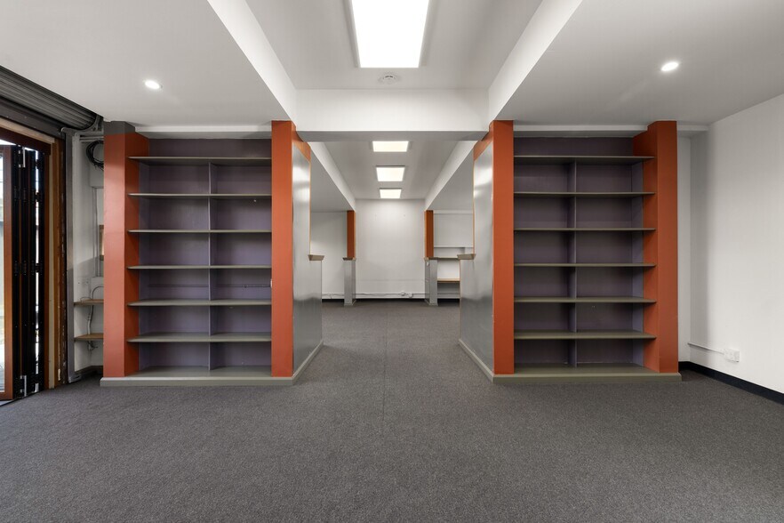 More Photos Of 5500 Doyle St, Emeryville Office For Sale
