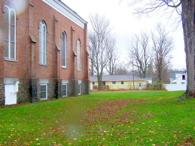 More Photos Of 27 Church St, Pulaski Religious Facility For Sale