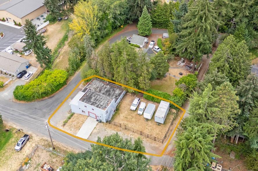 More Photos Of 709 106th St S, Tacoma Auto Repair For Sale