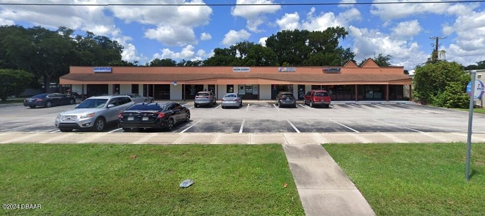 More Photos Of 2900 S Nova Rd, South Daytona Storefront Retail Office For Lease