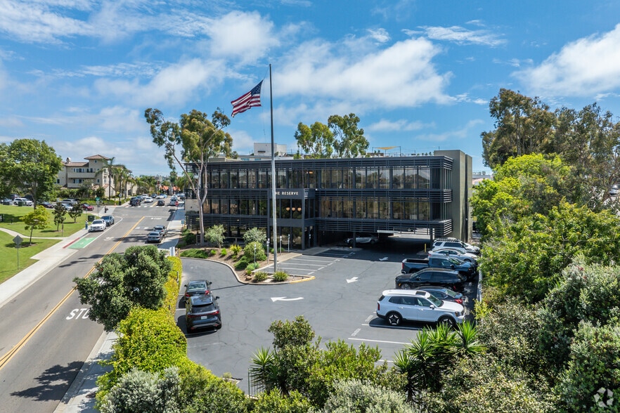 More Photos Of 2333 State St, Carlsbad Medical For Sale