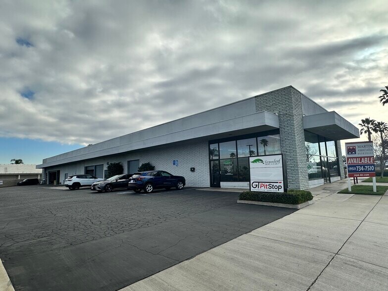 Primary Photo Of 3234 Motor Circle, Riverside Auto Repair For Lease