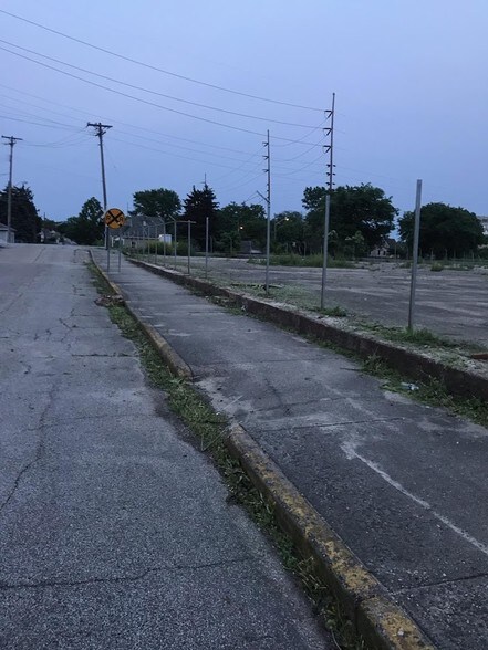 More Photos Of 1915-1919 Madison Ave, Indianapolis Land For Lease