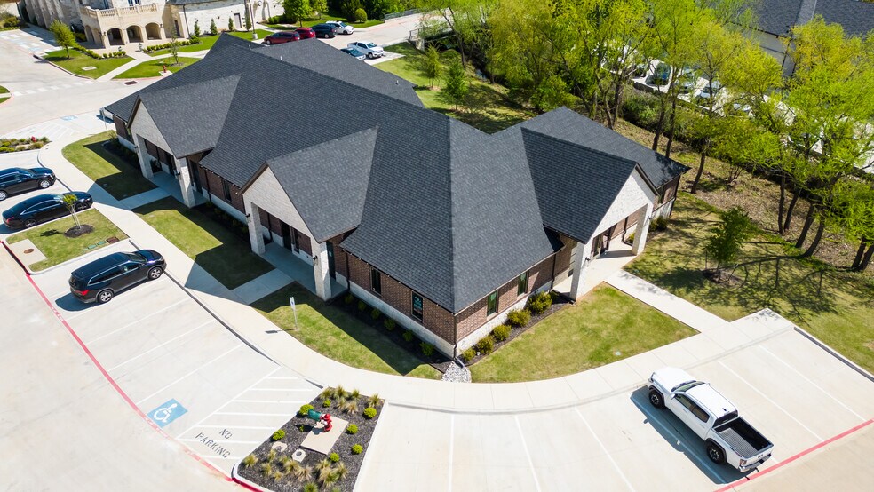 More Photos Of 6424 Colleyville Blvd, Colleyville Medical For Sale