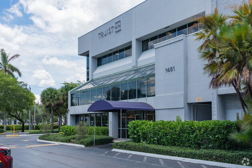 More Photos Of 1451 W Cypress Creek Rd, Fort Lauderdale Office For Lease