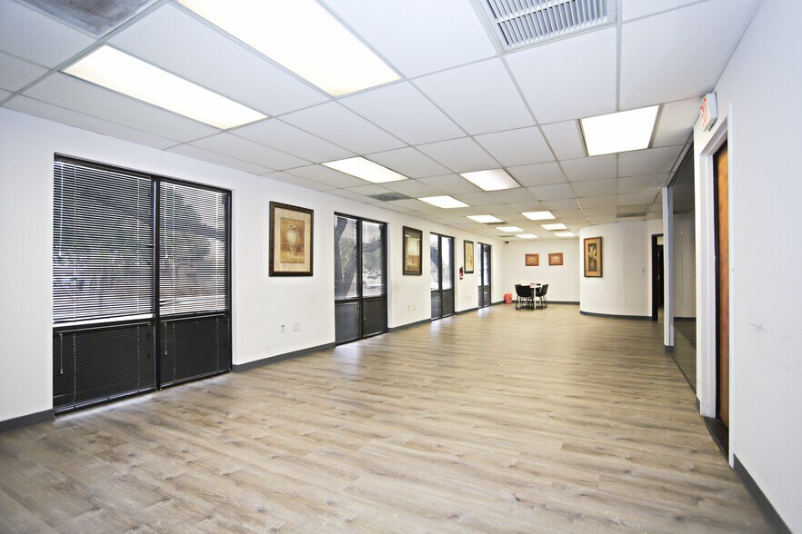 More Photos Of 2222 S Dobson Rd, Mesa Loft Creative Space For Lease