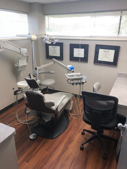 More Photos Of 6177 Orchard Lake Rd, West Bloomfield Medical For Lease