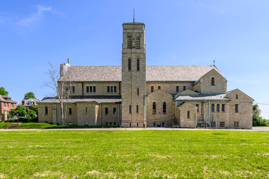 More Photos Of 6300 Minnesota Ave, Saint Louis Religious Facility For Sale