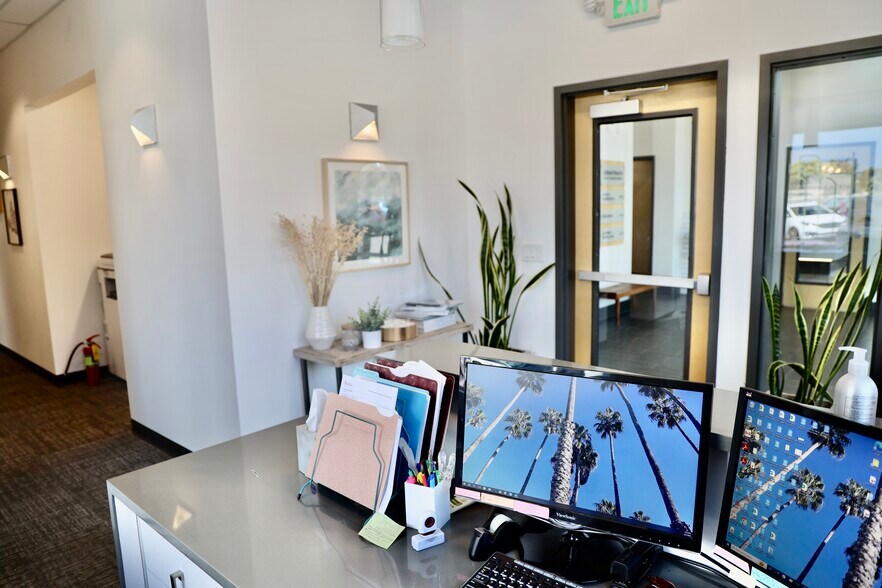 More Photos Of 4040 W Daybreak Pky, South Jordan Office For Lease