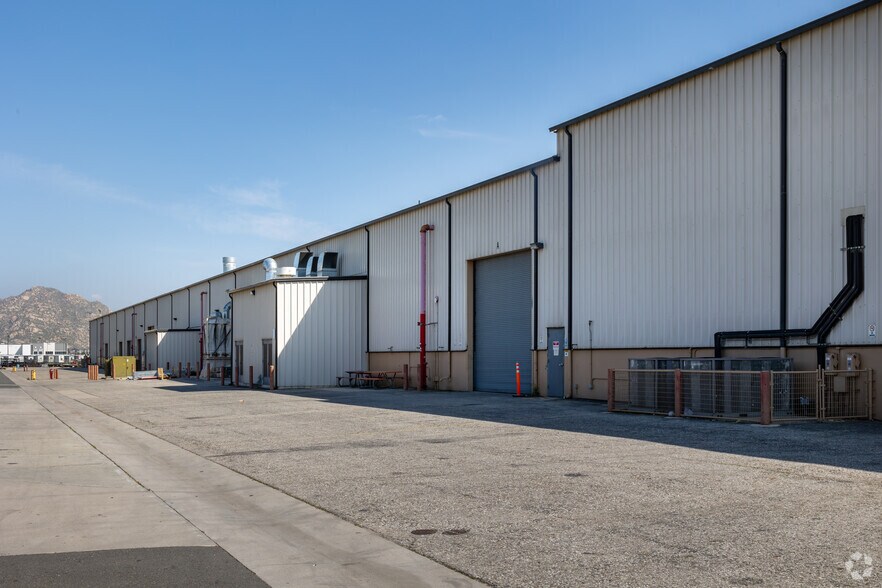 More Photos Of 3407 N Perris Blvd, Perris Manufacturing For Lease