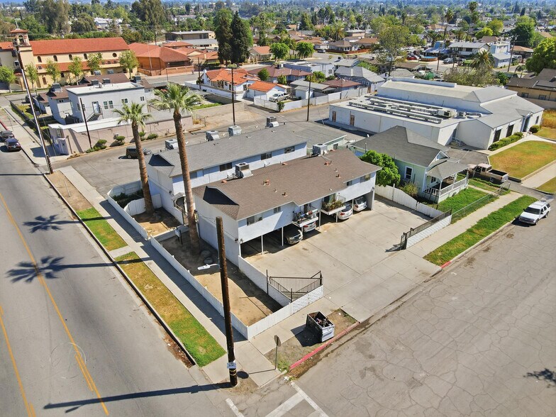 Primary Photo Of 1401 Baker St, Bakersfield Apartments For Sale