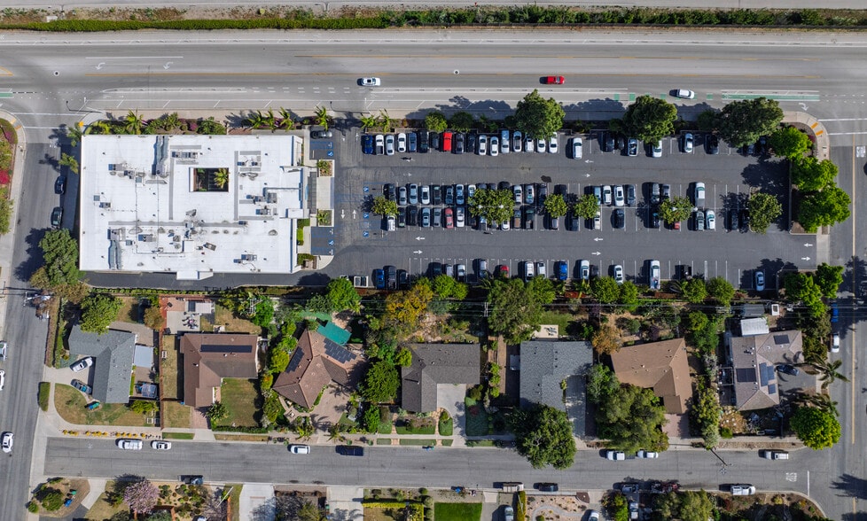 More Photos Of 6144 Calle Real, Goleta Office For Lease