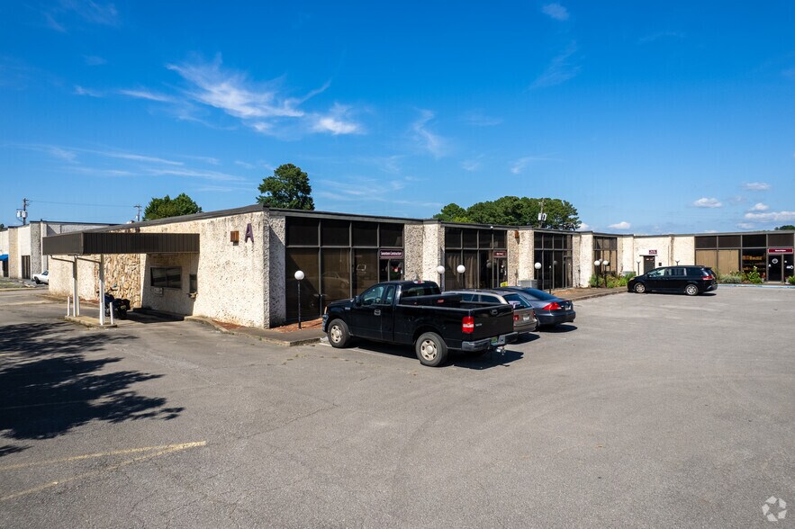 More Photos Of 137 Citation Ct, Birmingham Unknown For Lease