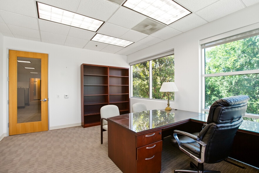 More Photos Of 9302 Pittsburgh Ave, Rancho Cucamonga Office For Sale