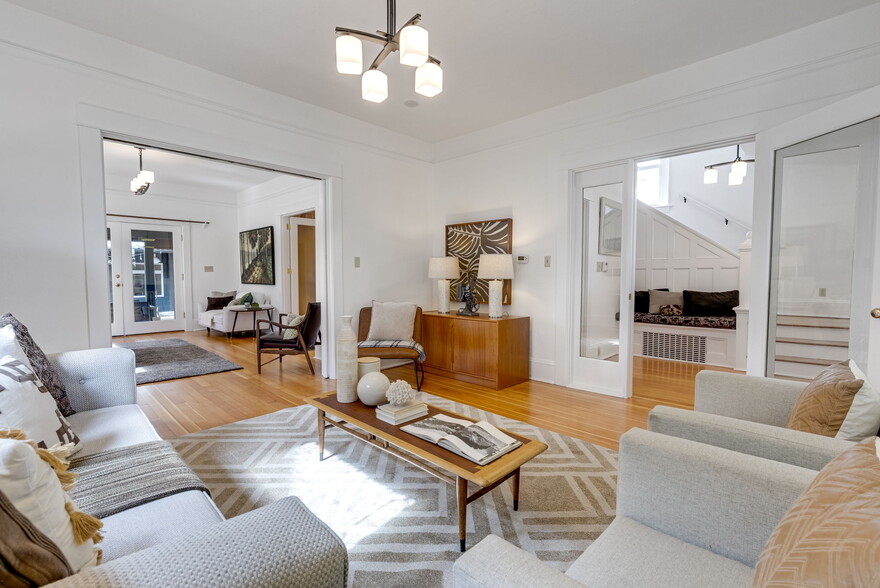 More Photos Of 1825 SE 7th Ave, Portland Loft Creative Space For Sale