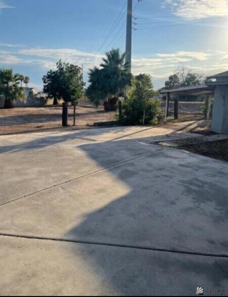 More Photos Of 584 S Avenue B, Yuma Multifamily For Sale