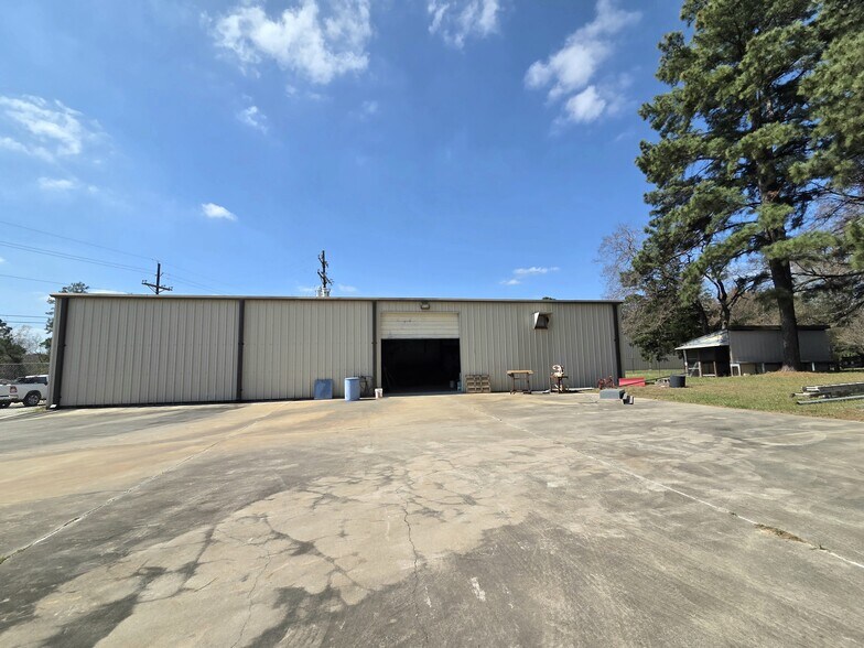 More Photos Of 1410 FM 2854 Rd, Conroe Industrial For Lease