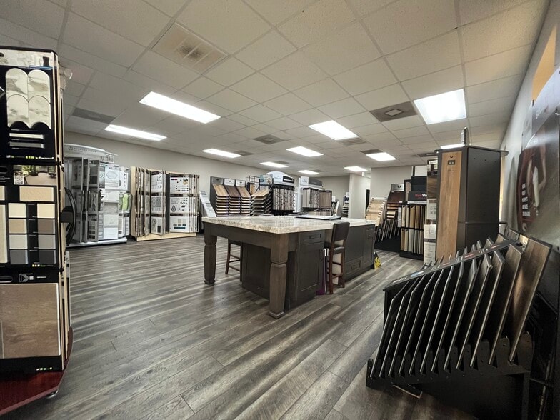 More Photos Of 7204 Stinson Hartis Rd, Indian Trail Light Manufacturing For Lease