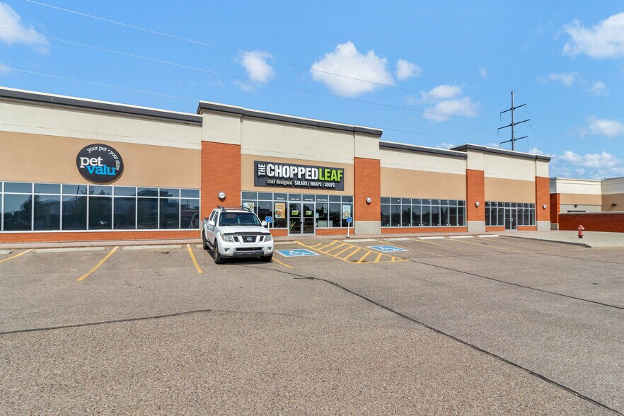 More Photos Of 2350 Division Av NW, Medicine Hat Unknown For Lease