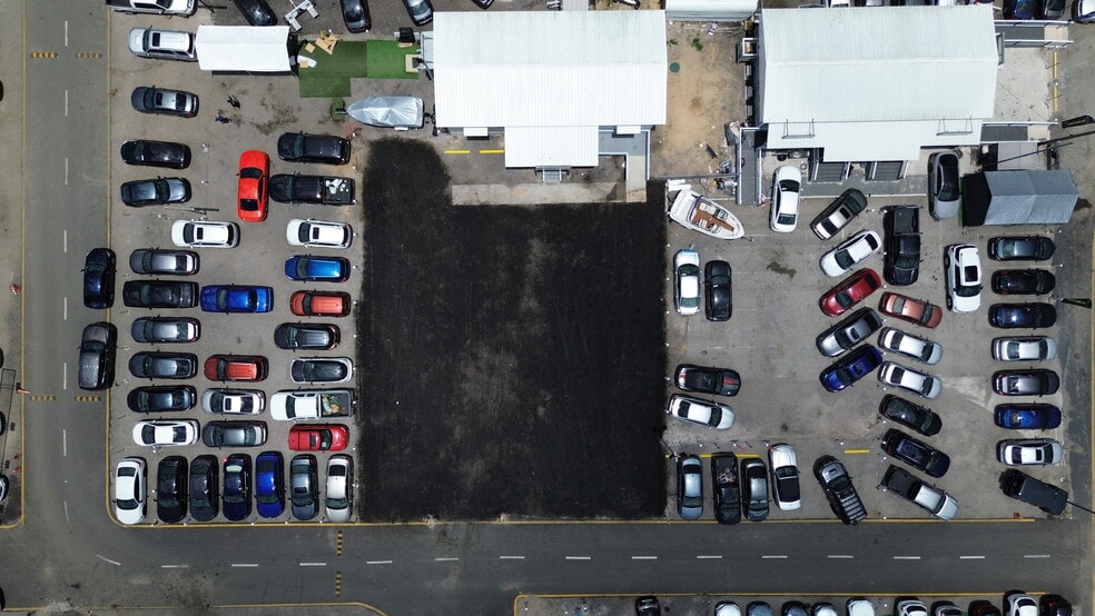 More Photos Of 1505 W Landstreet Rd, Orlando Auto Dealership For Lease