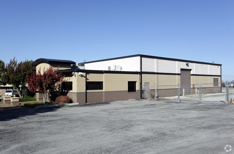 Primary Photo Of 4259 S 76th Ave, Tulsa Warehouse For Lease