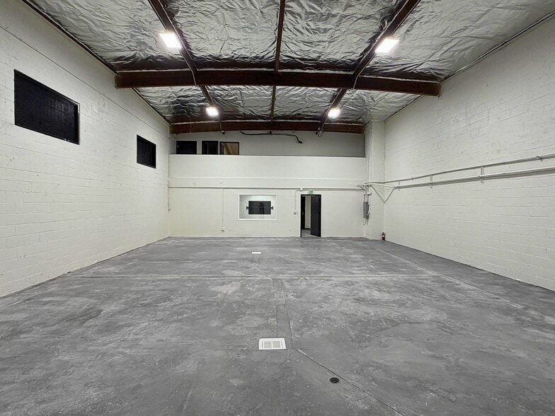 More Photos Of 1410 E Washington Blvd, Los Angeles Industrial For Sale