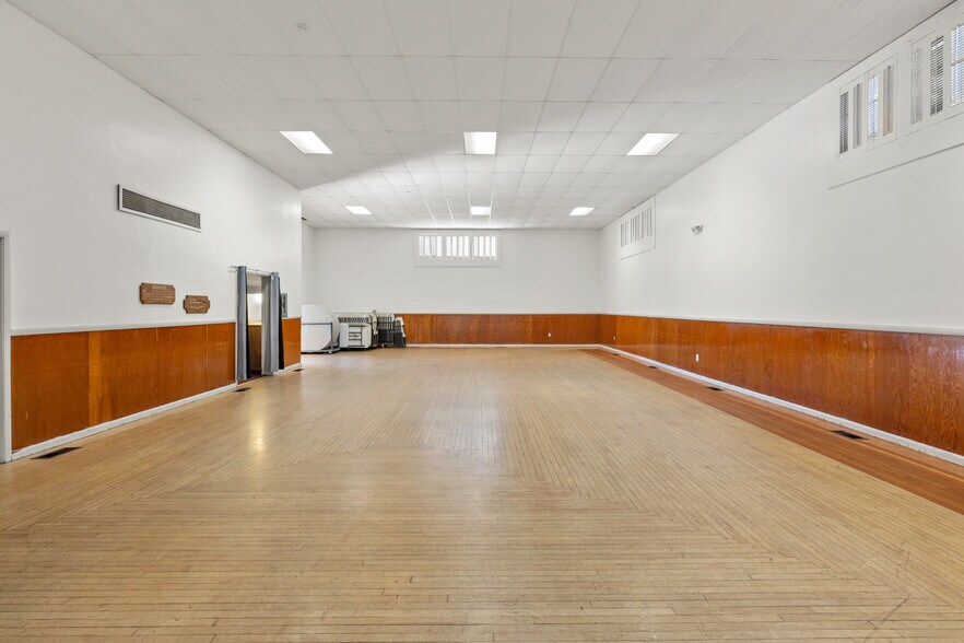 More Photos Of 1200 Sycamore St, Gridley Religious Facility For Sale