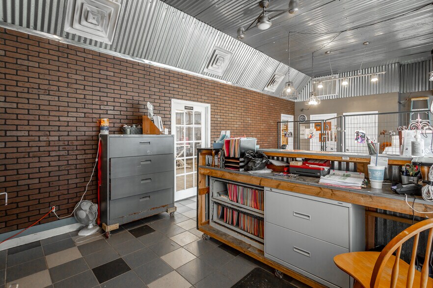 More Photos Of 8995 Dayton Pike, Soddy Daisy Restaurant For Sale