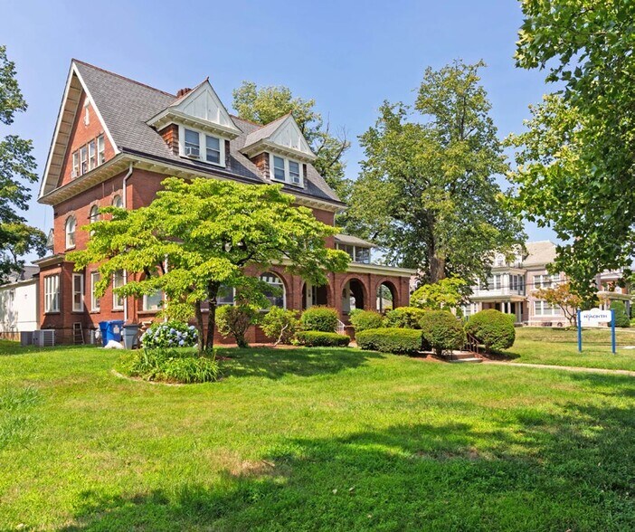 More Photos Of 849 W State St, Trenton Office Residential For Sale