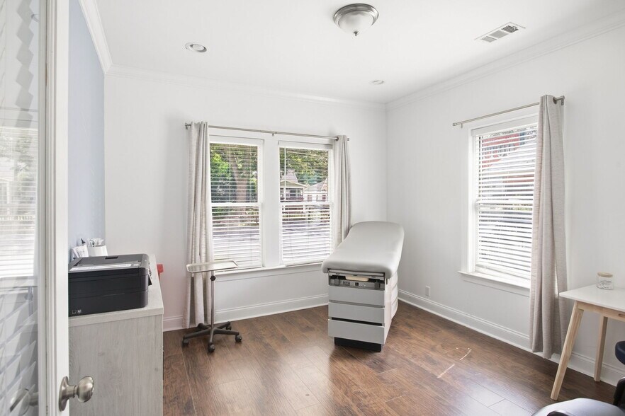 More Photos Of 801 Moreland Ave SE, Atlanta Office For Sale