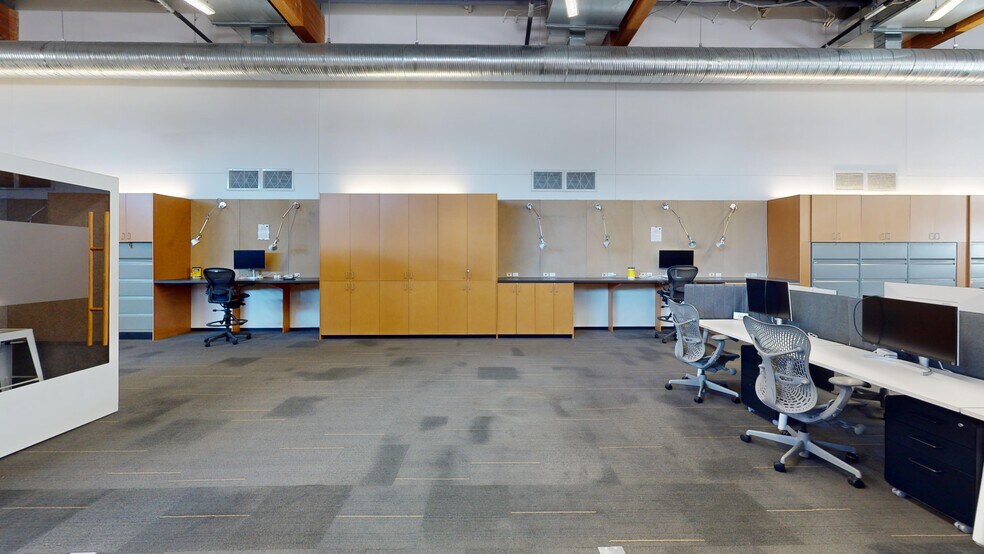 More Photos Of 2201 E 6th St, Austin Loft Creative Space For Lease