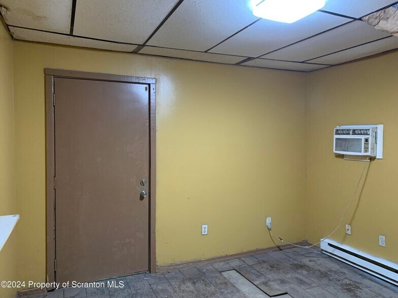 More Photos Of 2726 N Main Ave, Scranton Auto Repair For Sale