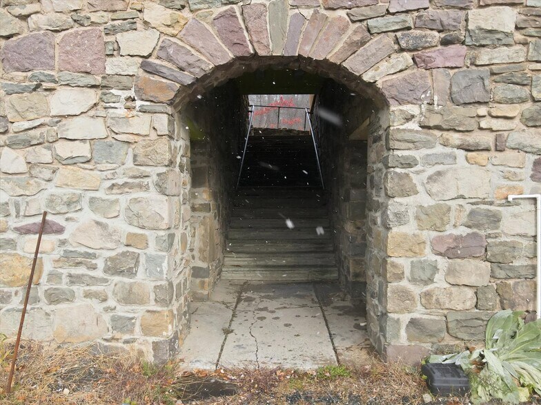 More Photos Of 1874 Route 611, Mount Pocono Restaurant For Sale