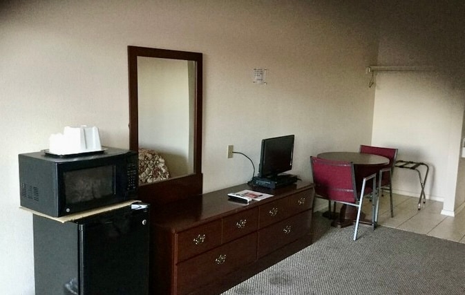 More Photos Of 209 Octavia, Sierra Blanca Hotel For Sale