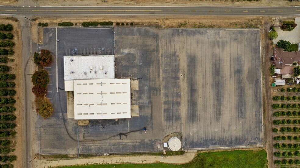 More Photos Of 46031 Road 124, Orange Cove Industrial For Sale