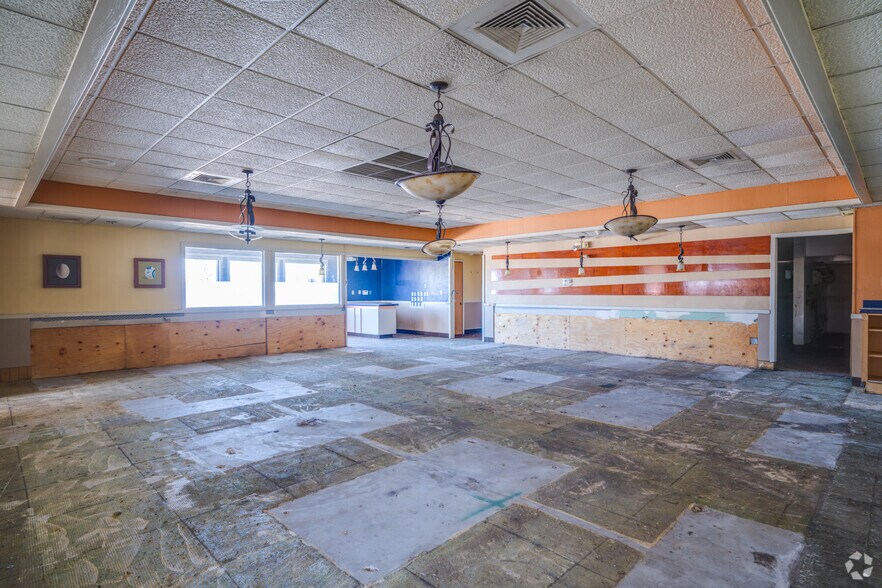 More Photos Of 1920 W Bell Rd, Phoenix Restaurant For Sale