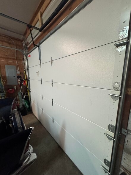 More Photos Of 818 Morton Ave, Bardstown Manufacturing For Sale