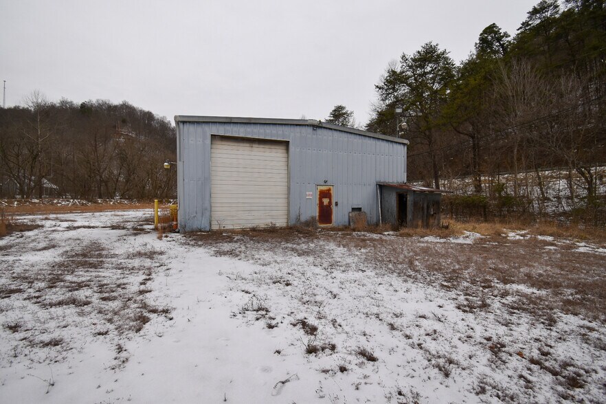 More Photos Of 7260 Ky Route 114, Prestonsburg Warehouse For Sale