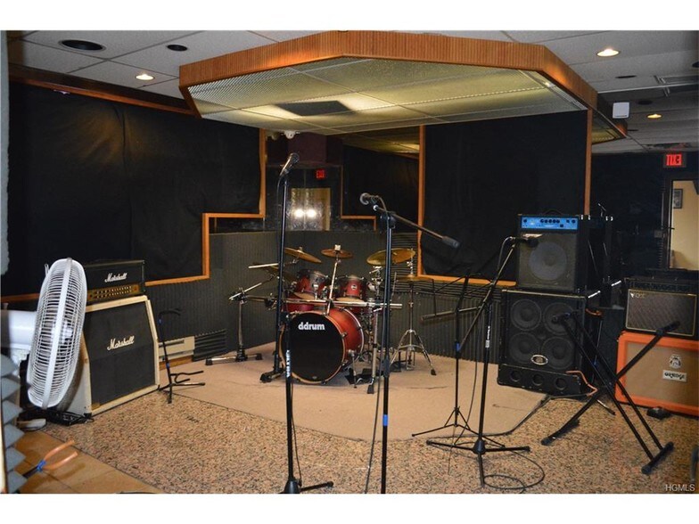 More Photos Of 30-34 New St, Nyack Storefront Retail Office For Sale