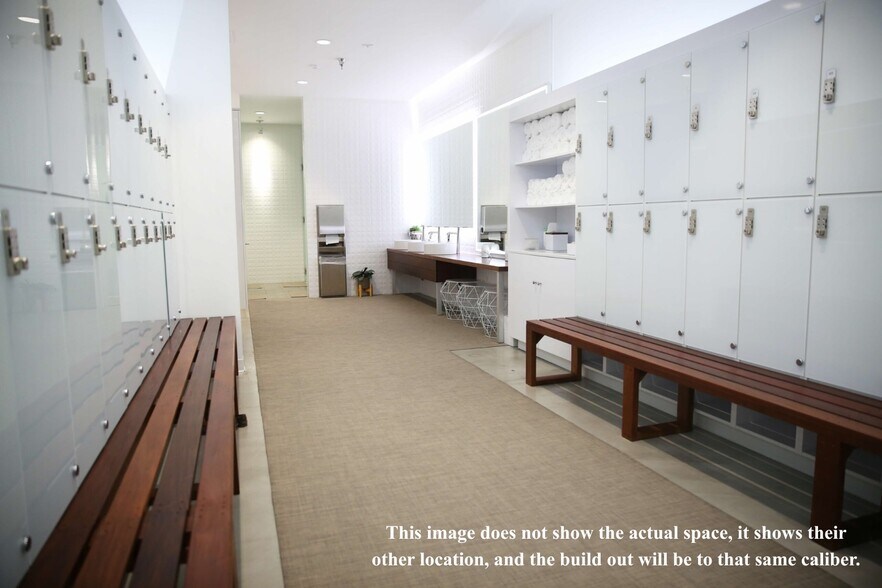 More Photos Of 30 S Water St, Greenwich Bank For Lease