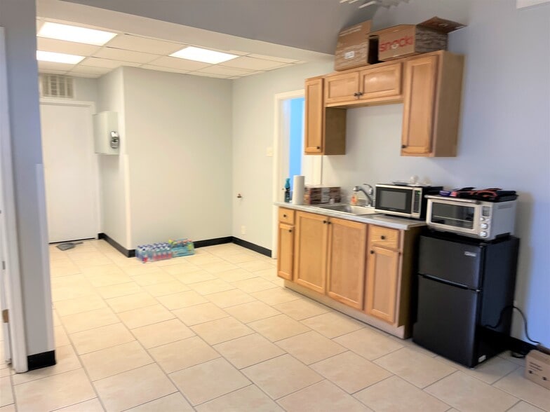 More Photos Of 7105 S Champlain Ave, Chicago Apartments For Sale