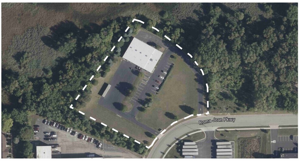More Photos Of 230 Roma Jean Pky, Streamwood Warehouse For Sale