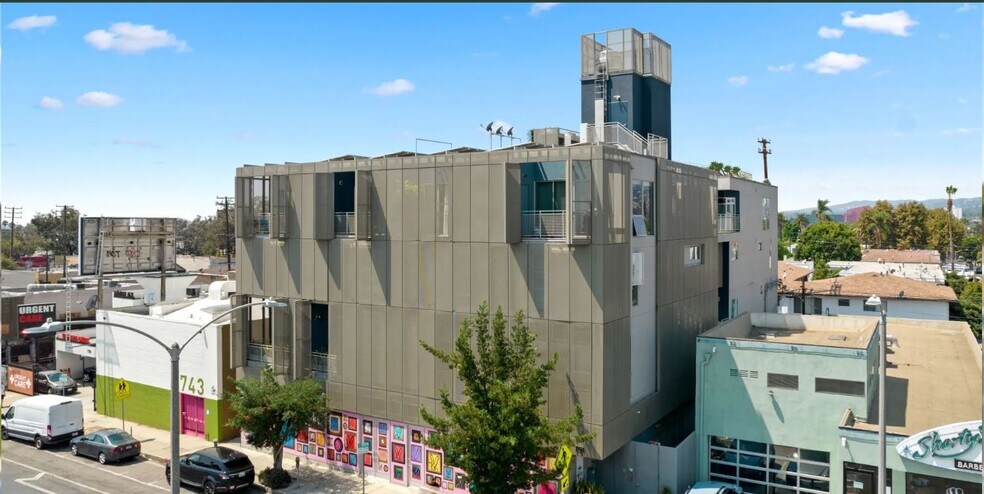More Photos Of 751 N Fairfax Ave, West Hollywood Loft Creative Space For Sale