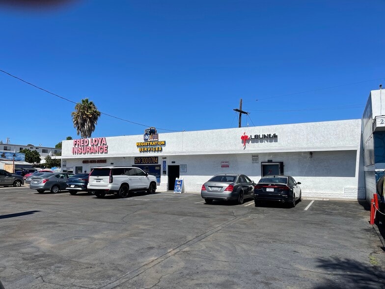More Photos Of 2301-2305 Highland Ave, National City Freestanding For Lease