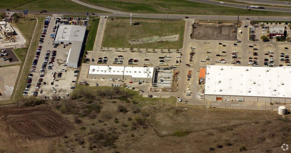 More Photos Of 7215 I-30, Greenville Freestanding For Lease