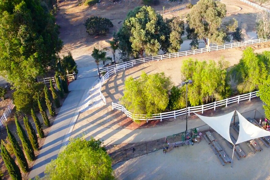 More Photos Of 22053 Highland St, Wildomar Specialty For Sale