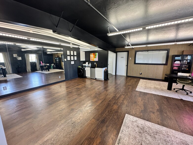 More Photos Of 7095 W 3500 S, Salt Lake City Service For Lease